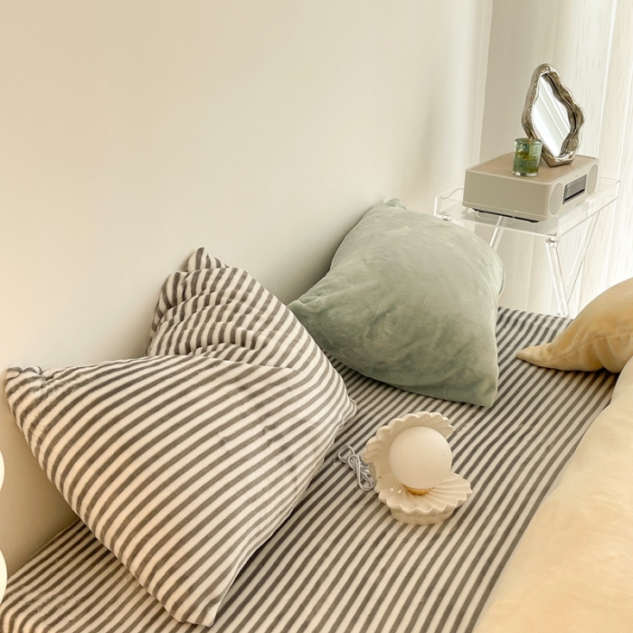 91家纺网 家纺一手货源 找家纺 昔可家纺 2021新款撞色牛奶绒四件套 芝士奶油黄