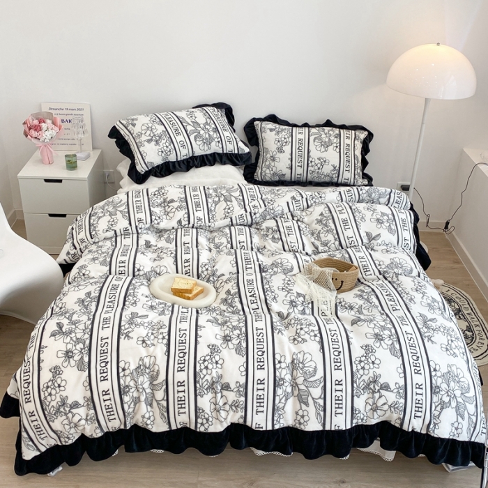 91家纺网 家纺一手货源 找家纺 昔可家纺 2021新款黑色花边牛奶绒四件套 优雅生活