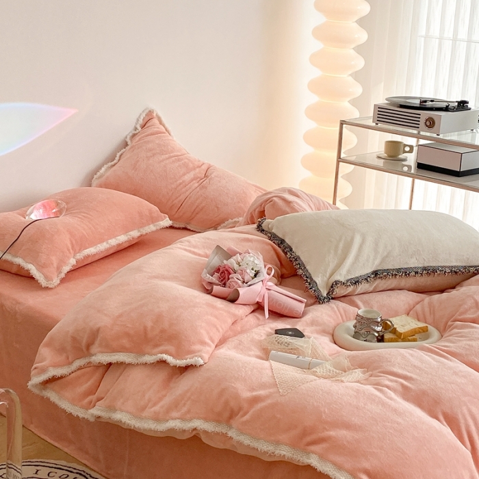 91家纺网 家纺一手货源 找家纺 昔可家纺 2021新款小香香风牛奶绒四件套 小香蜜桃粉