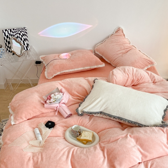 91家纺网 家纺一手货源 找家纺 昔可家纺 2021新款小香香风牛奶绒四件套 小香蜜桃粉