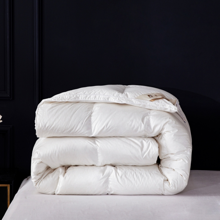 91家纺网 家纺一手货源 找家纺 （总）洁蚕居 180支布达佩斯鹅绒被芯春秋冬被