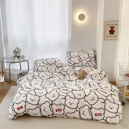 91家纺网 家纺一手货源 找家纺 昔可家纺  2021新款牛奶绒四件套第二组图 可比小熊米白