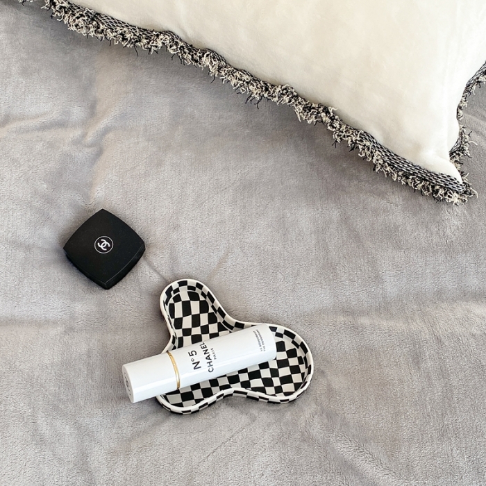 91家纺网 家纺一手货源 找家纺 昔可家纺 2021新款小香香风牛奶绒四件套 小香气质灰