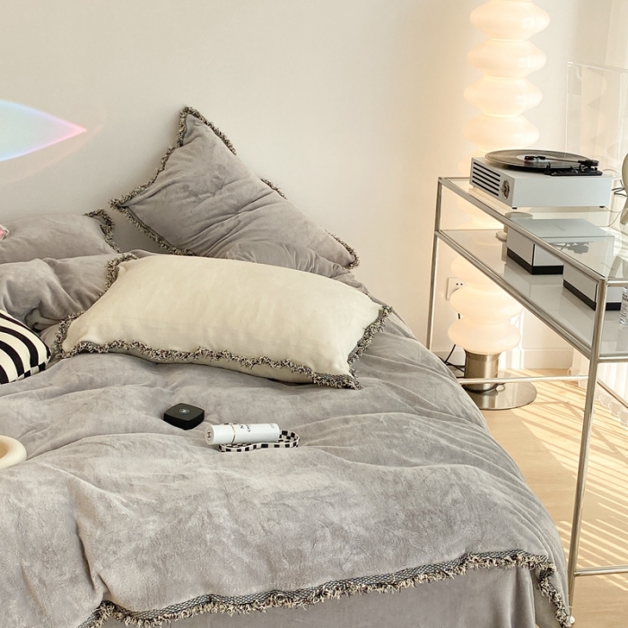 91家纺网 家纺一手货源 找家纺 昔可家纺 2021新款小香香风牛奶绒四件套 小香气质灰