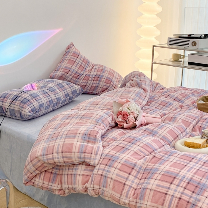 91家纺网 家纺一手货源 找家纺 （总）昔可家纺 2021新款学院风jk格子混搭牛奶绒