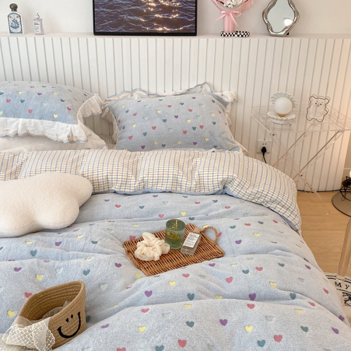 91家纺网 家纺一手货源 找家纺 昔可家纺 2021新款coco雪貂绒四件套 小爱心蓝