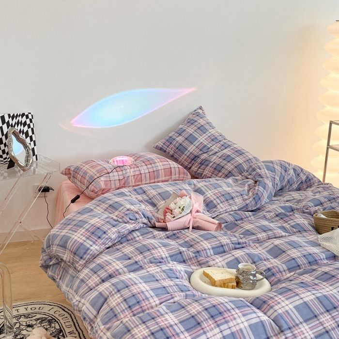 91家纺网 家纺一手货源 找家纺 昔可家纺 2021新款学院风jk格子混搭牛奶绒 学院格蓝