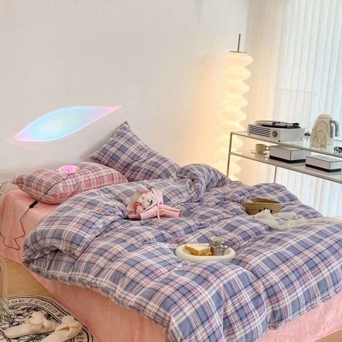 91家纺网 家纺一手货源 找家纺 昔可家纺 2021新款学院风jk格子混搭牛奶绒 学院格蓝