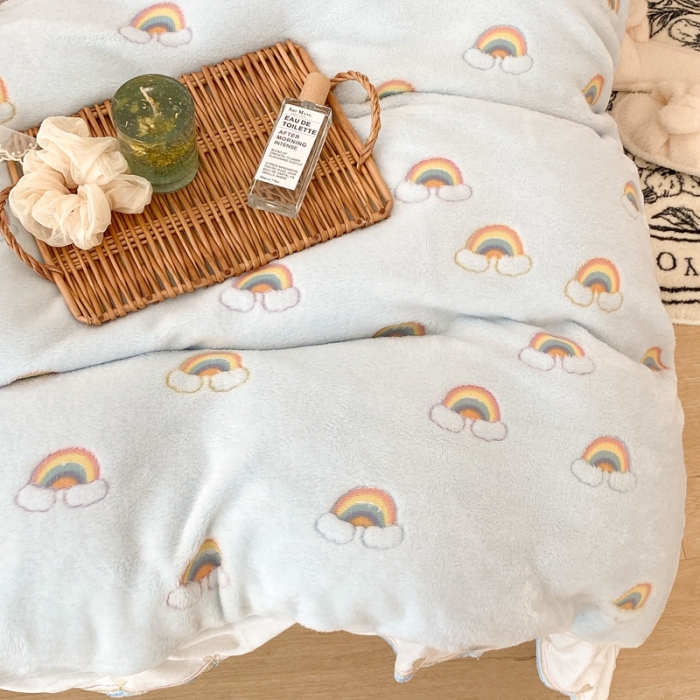 91家纺网 家纺一手货源 找家纺 昔可家纺 2021新款coco雪貂绒四件套 小彩虹蓝