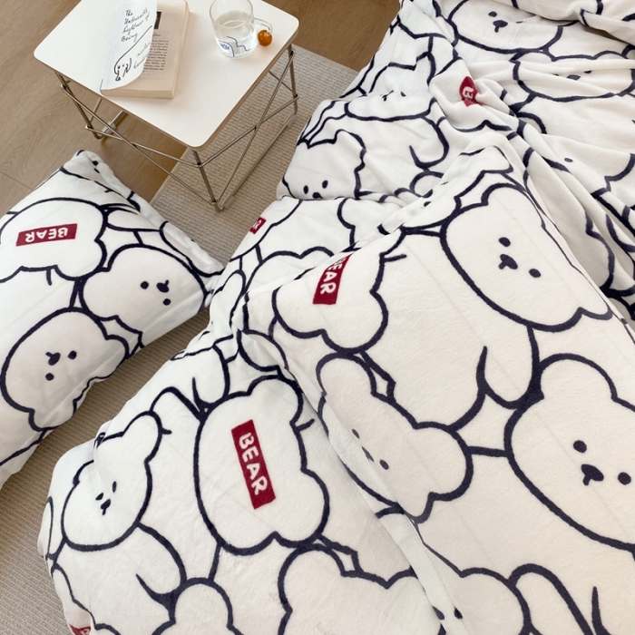 91家纺网 家纺一手货源 找家纺 昔可家纺  2021新款牛奶绒四件套第二组图 可比小熊米白