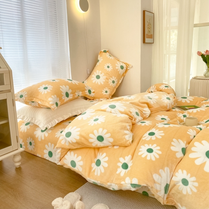 91家纺网 家纺一手货源 找家纺 昔可家纺  2021新款牛奶绒四件套第二组图 奶黄雏菊花