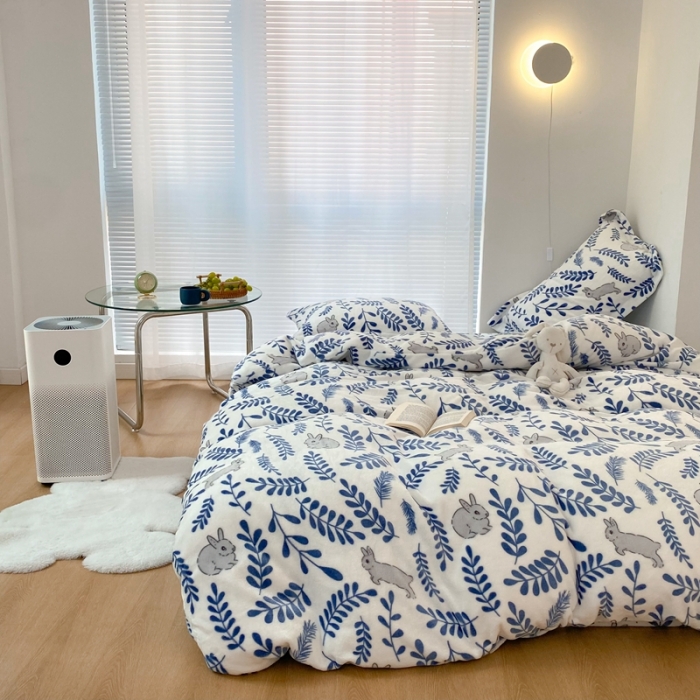 91家纺网 家纺一手货源 找家纺 昔可家纺  2021新款牛奶绒四件套第二组图 森系小兔