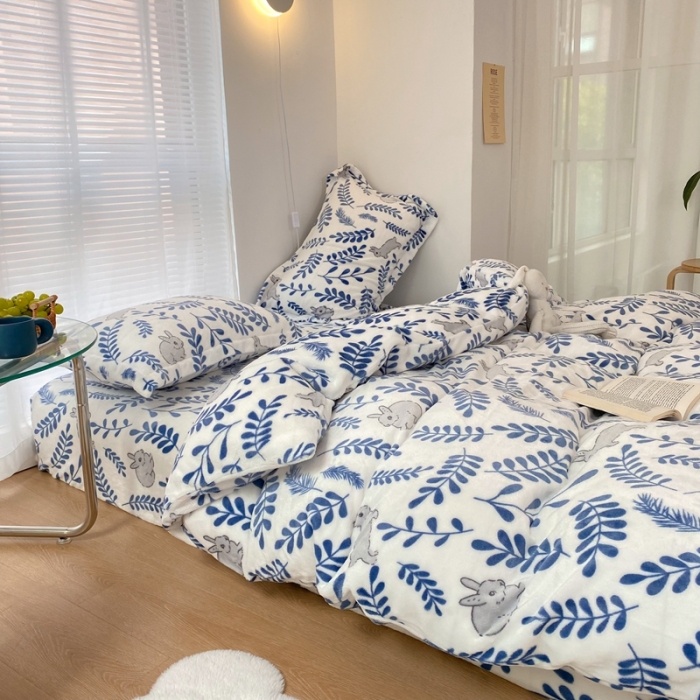 91家纺网 家纺一手货源 找家纺 昔可家纺  2021新款牛奶绒四件套第二组图 森系小兔