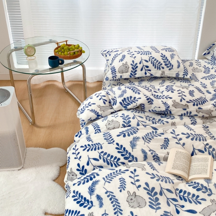 91家纺网 家纺一手货源 找家纺 昔可家纺  2021新款牛奶绒四件套第二组图 森系小兔