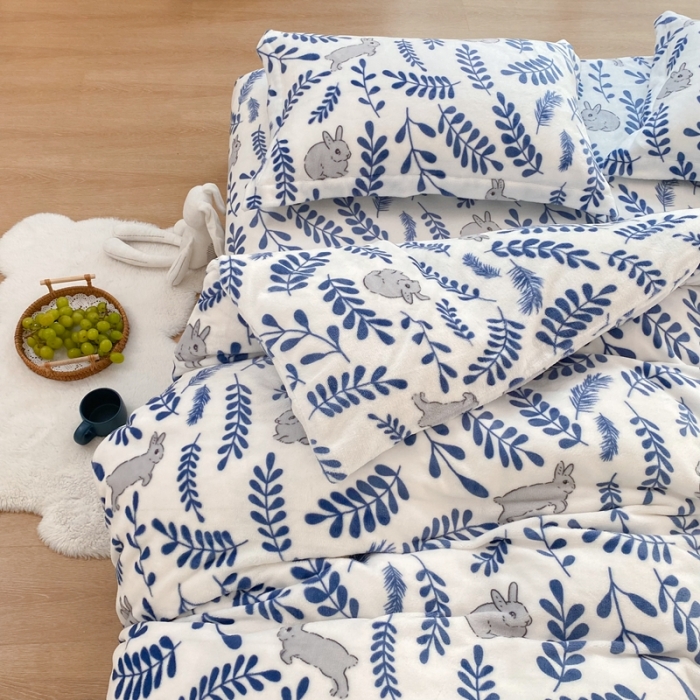 91家纺网 家纺一手货源 找家纺 昔可家纺  2021新款牛奶绒四件套第二组图 森系小兔