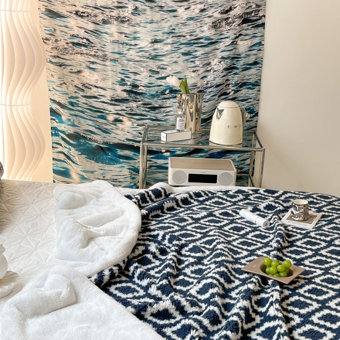 91家纺网 家纺一手货源 找家纺 昔可家纺 2021新款羊羔泰迪绒印花毛毯简约菱格