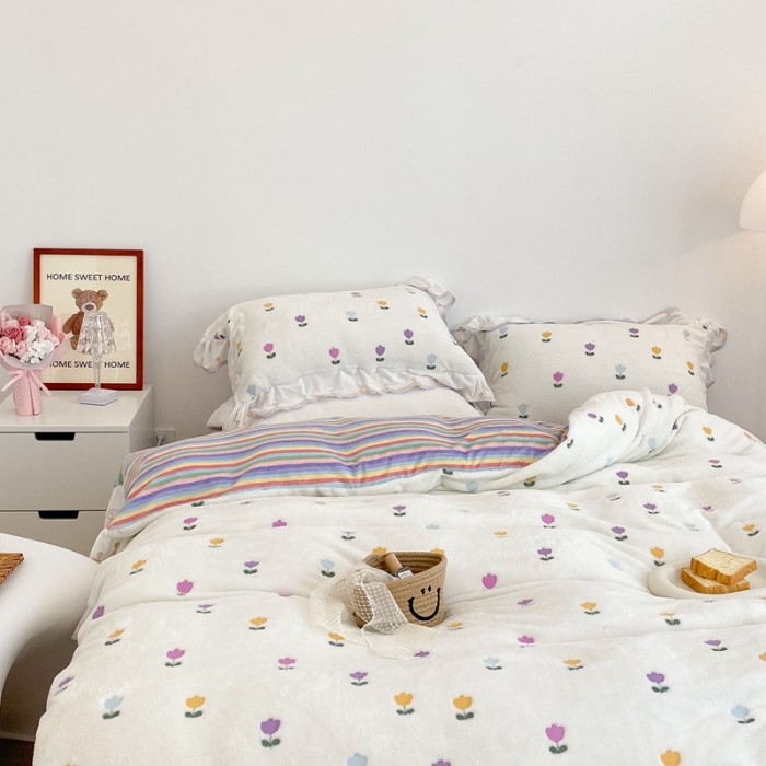 91家纺网 家纺一手货源 找家纺 昔可家纺 2021新款coco雪貂绒四件套 小郁金香白