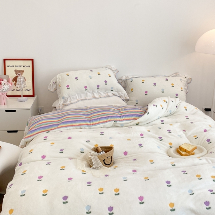 91家纺网 家纺一手货源 找家纺 昔可家纺 2021新款coco雪貂绒四件套 小郁金香白