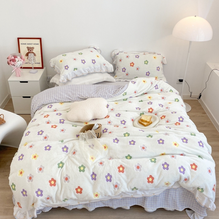 91家纺网 家纺一手货源 找家纺 昔可家纺 2021新款coco雪貂绒四件套 炫雅花白