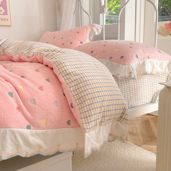 91家纺网 家纺一手货源 找家纺 昔可家纺 2021新款coco雪貂绒四件套 小爱心 粉