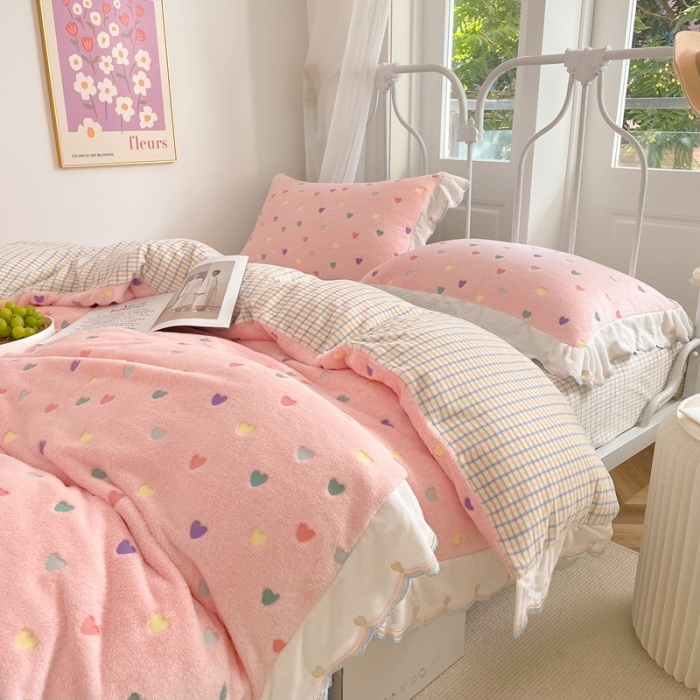 91家纺网 家纺一手货源 找家纺 昔可家纺 2021新款coco雪貂绒四件套 小爱心 粉