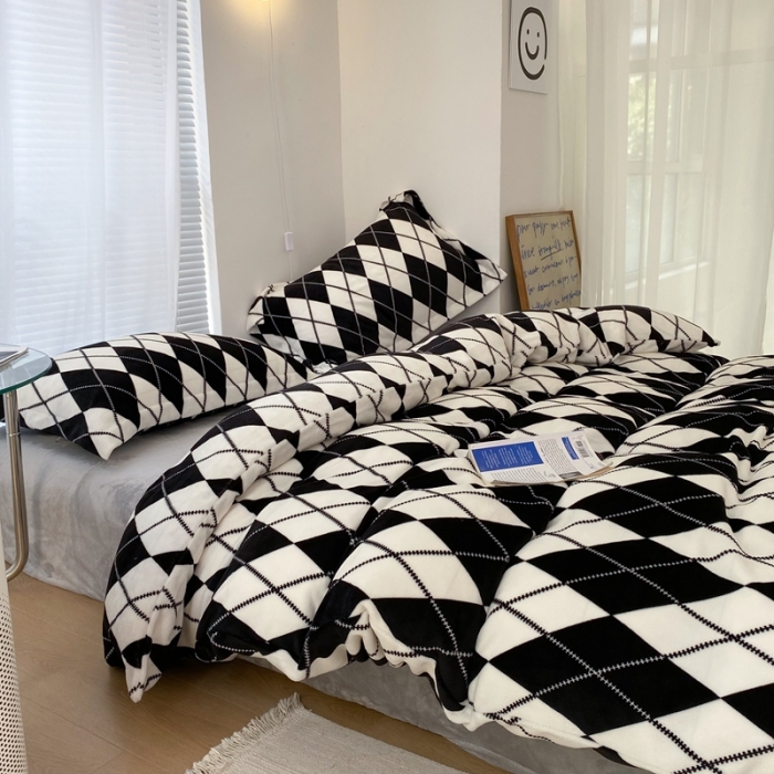 91家纺网 家纺一手货源 找家纺 昔可家纺  2021新款牛奶绒四件套第二组图 香香菱格