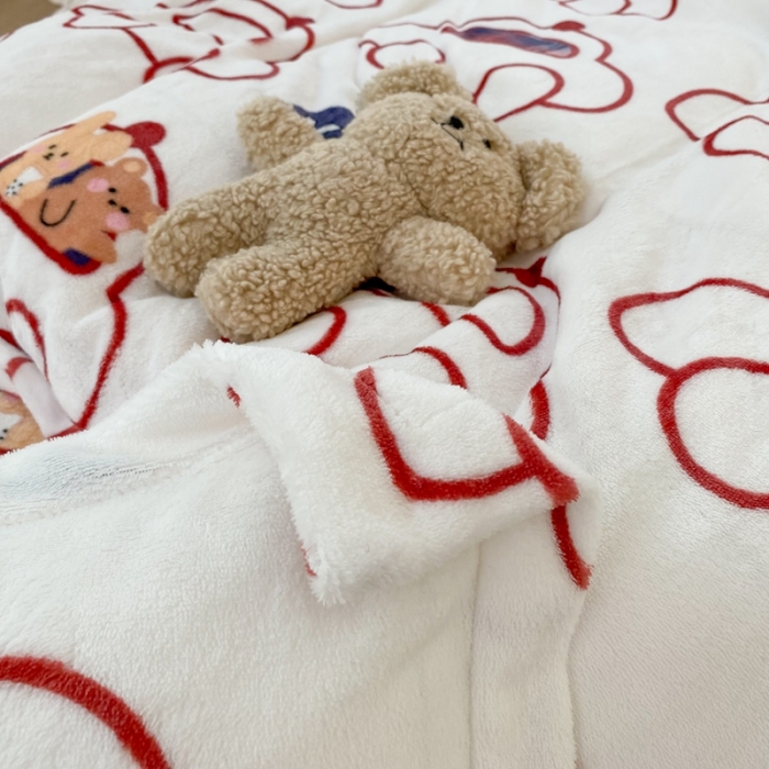 91家纺网 家纺一手货源 找家纺 昔可家纺  2021新款牛奶绒四件套第二组图 小熊汽车