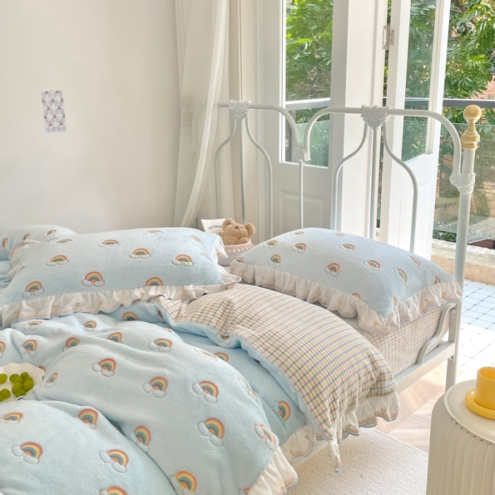 91家纺网 家纺一手货源 找家纺 昔可家纺 2021新款coco雪貂绒四件套 小彩虹蓝