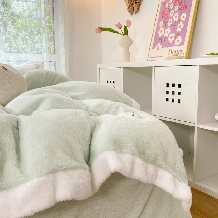 91家纺网 家纺一手货源 找家纺 昔可家纺 2021新款泰迪绒马卡龙色四件套牛油果绿