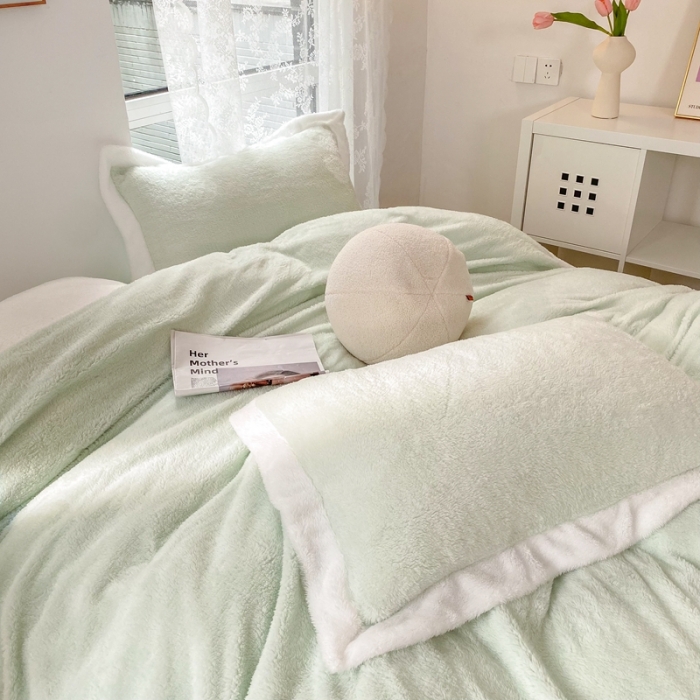 91家纺网 家纺一手货源 找家纺 昔可家纺 2021新款泰迪绒马卡龙色四件套牛油果绿