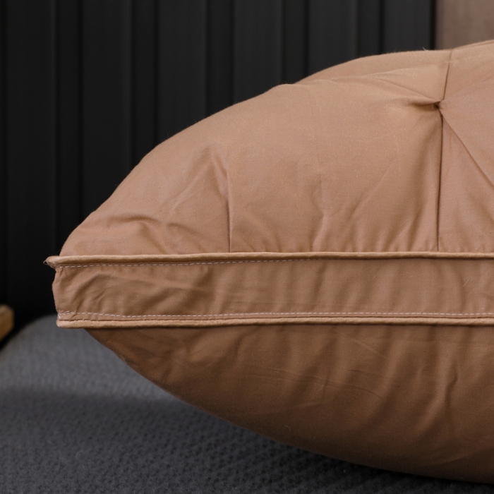 91家纺网 家纺一手货源 找家纺 羽仙子2023新品爆款全棉扭花工艺羽绒枕鹅绒枕头枕芯 咖色