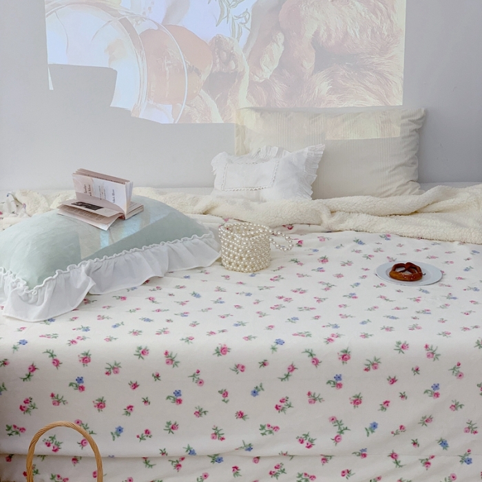 91家纺网 家纺一手货源 找家纺 昔可家纺 2021新款牛奶羊羔绒印花毛毯 韩式小花花