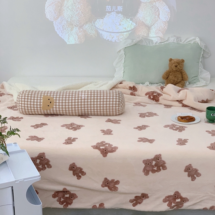 91家纺网 家纺一手货源 找家纺 昔可家纺 2021新款牛奶羊羔绒印花毛毯 泰迪比熊