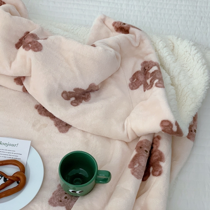 91家纺网 家纺一手货源 找家纺 昔可家纺 2021新款牛奶羊羔绒印花毛毯 泰迪比熊