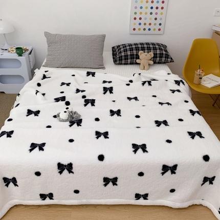 昔可家纺2021新款羊羔泰迪绒印花毛毯第二组图黑白波点蝴蝶结