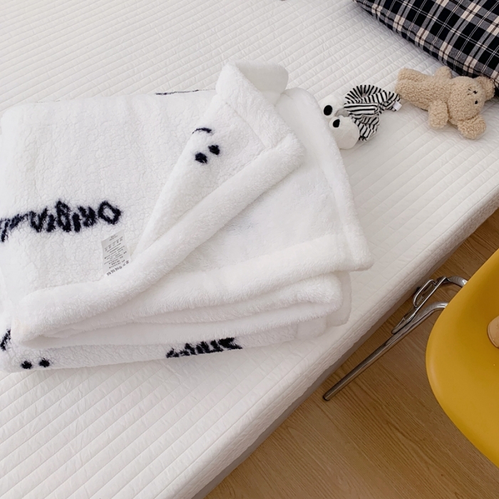 91家纺网 家纺一手货源 找家纺 昔可家纺 2021新款羊羔泰迪绒印花毛毯-第二组图 黑色笑脸