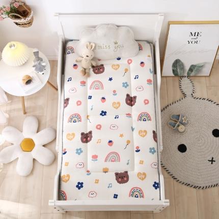 91家纺网 家纺一手货源 找家纺 嗨生活 2021新款牛奶绒幼儿园儿童床垫 一体款 嘟嘟熊