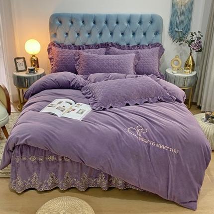 91家纺网 家纺一手货源 找家纺 （总）星尚 2021新款秋冬高定婴儿绒夹棉绣花床裙四件套