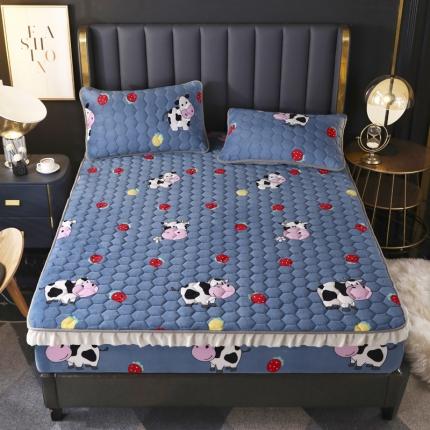 91家纺网 家纺一手货源 找家纺 情煊家纺 2022新款牛奶绒印花单品花边款夹棉床笠 罗马假日