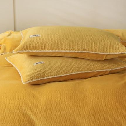 91家纺网 家纺一手货源 找家纺 （总）富瑞阁 2024新款太阳格加厚提花牛奶绒枕套对装