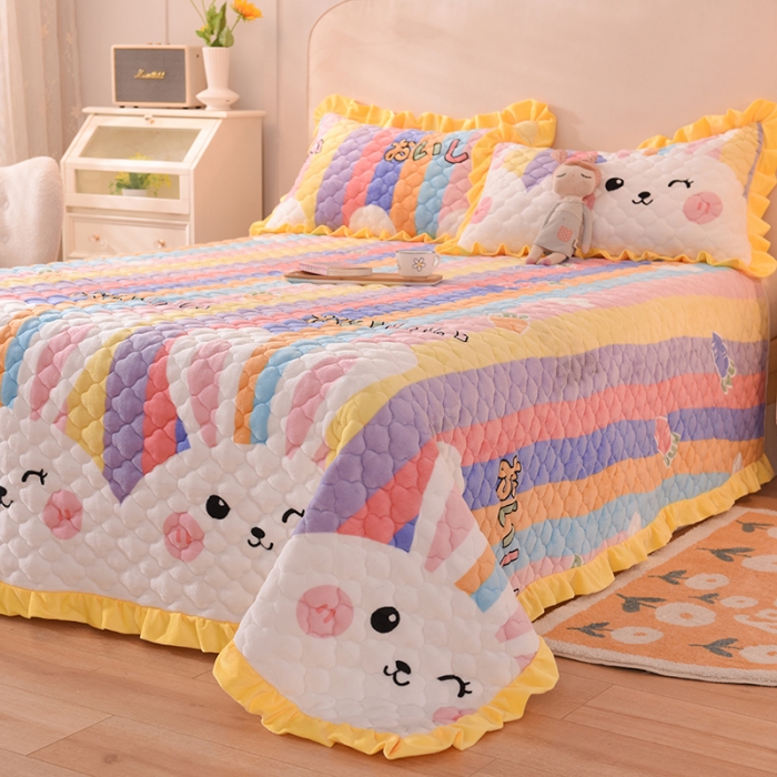 91家纺网 家纺一手货源 找家纺 （总）美达家纺 2025新款牛奶绒床盖（可定制）