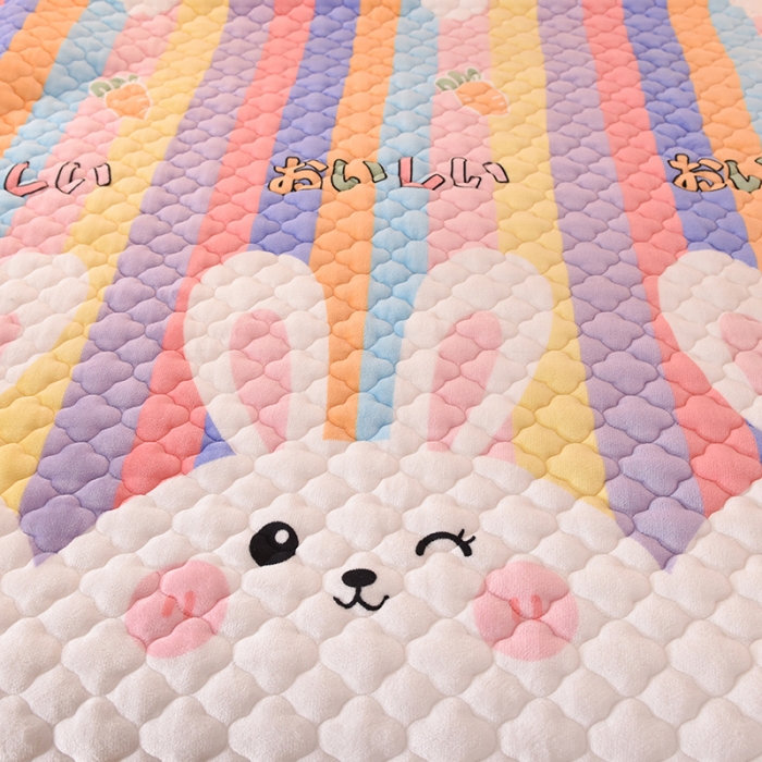 91家纺网 家纺一手货源 找家纺 （总）美达家纺 2025新款牛奶绒床盖（可定制）