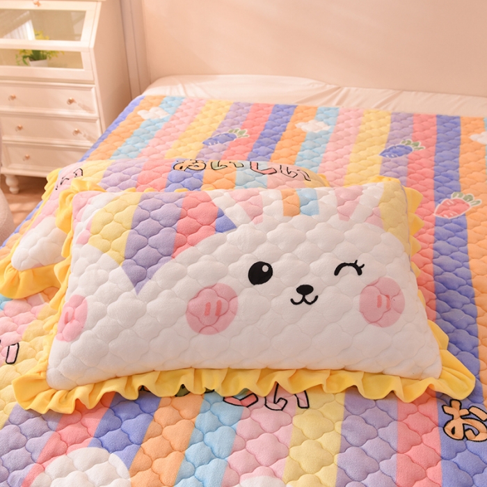 91家纺网 家纺一手货源 找家纺 （总）美达家纺 2025新款牛奶绒床盖（可定制）