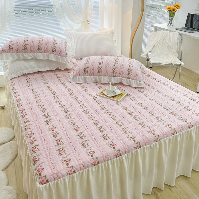 91家纺网 家纺一手货源 找家纺 米莱家纺 2021新款牛奶绒夹棉床裙三件套 妙兰粉