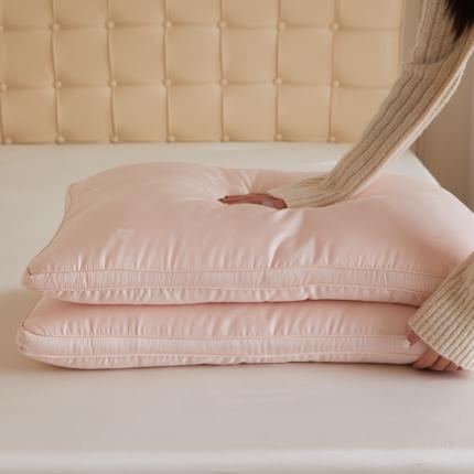 91家纺网 家纺一手货源 找家纺 （总）伟邦枕芯 2021新款80天丝爱心羽丝绒（棚拍图）