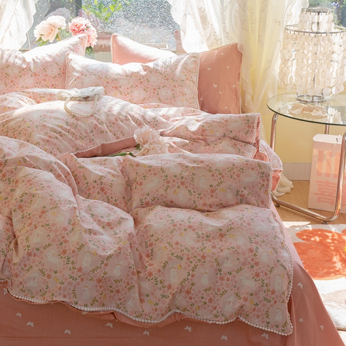 91家纺网 家纺一手货源 找家纺 千朵 2021新款13372全棉印花四件套 花环兔