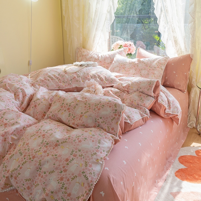 91家纺网 家纺一手货源 找家纺 千朵 2021新款13372全棉印花四件套 花环兔