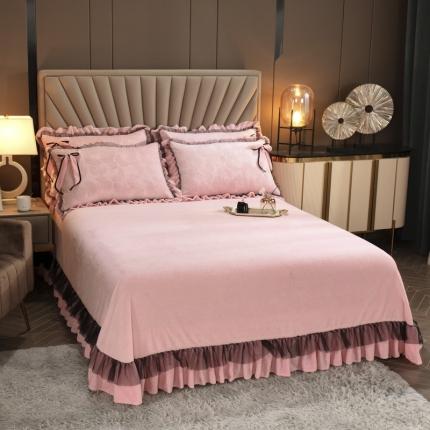 91家纺网 家纺一手货源 找家纺 兴美佳家纺2021新款雕花牛奶绒四件套 公主粉