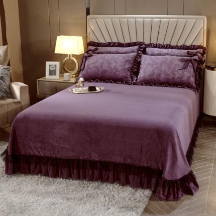 91家纺网 家纺一手货源 找家纺 兴美佳家纺2021新款雕花牛奶绒四件套 丁香紫