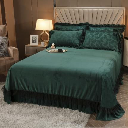 91家纺网 家纺一手货源 找家纺 兴美佳家纺2021新款雕花牛奶绒四件套 祖母绿